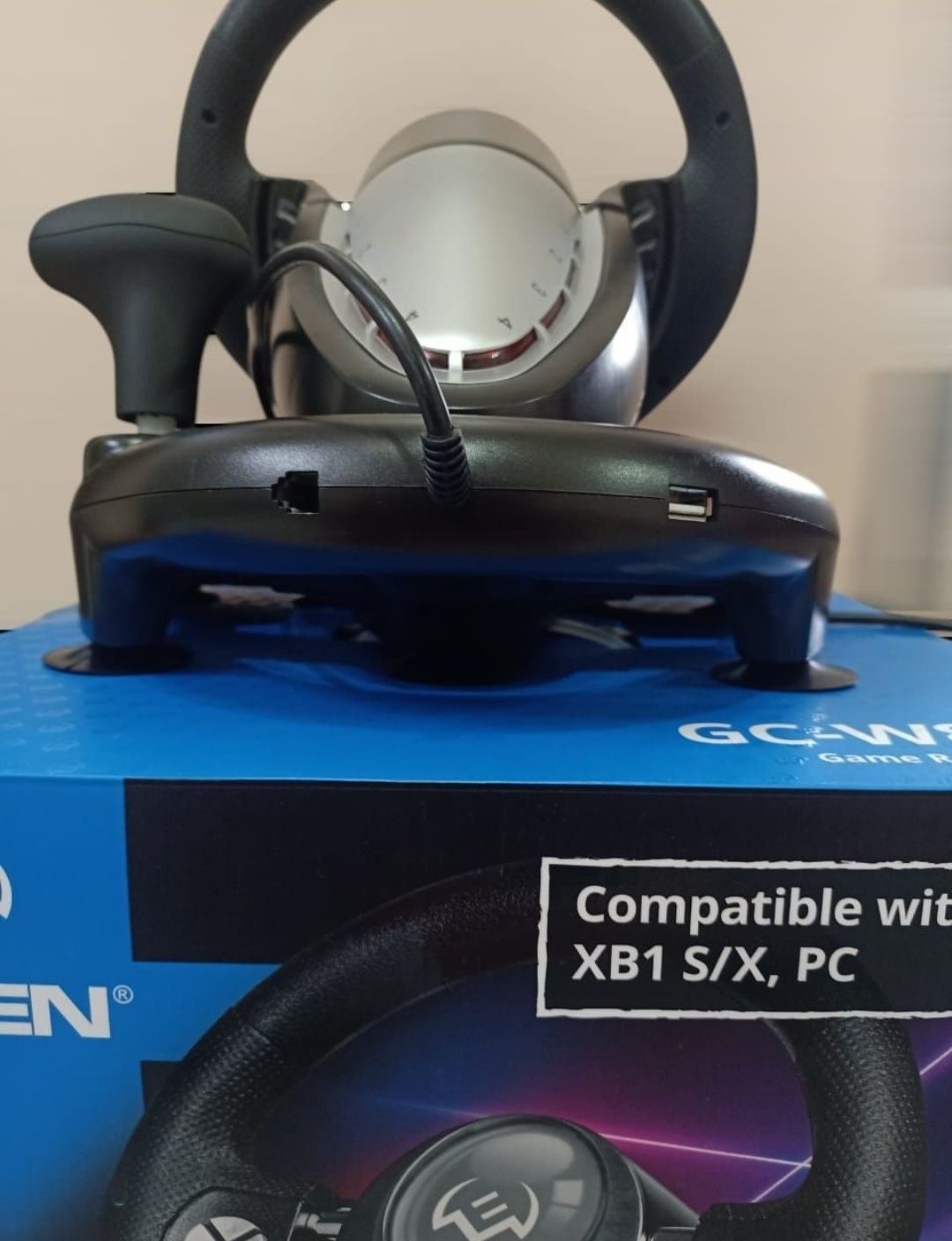Продам игровой руль GC-W800