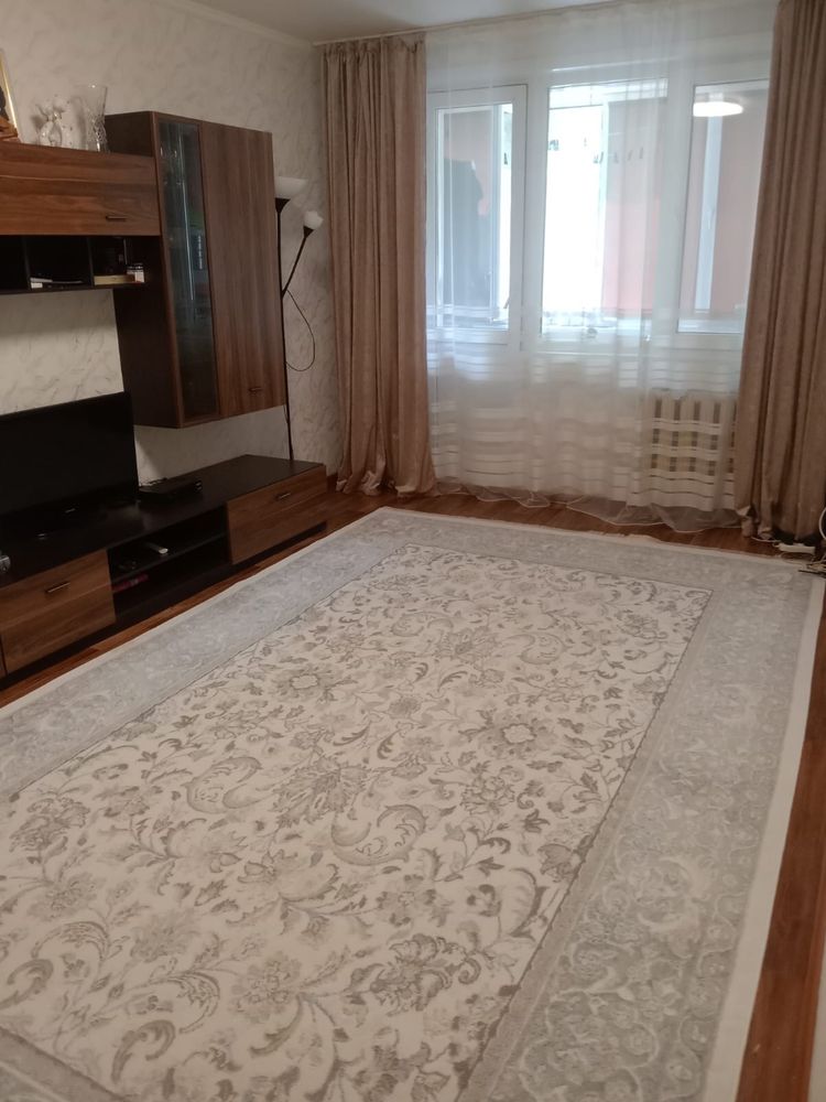 Продам 2-х комнт квартиру в центре