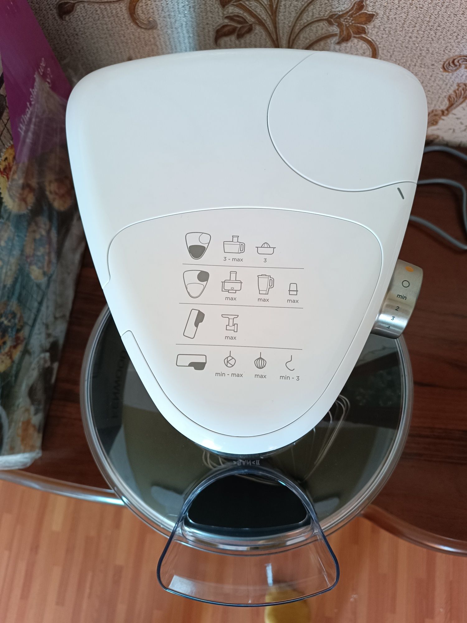 Кухонный комбайн Kenwood