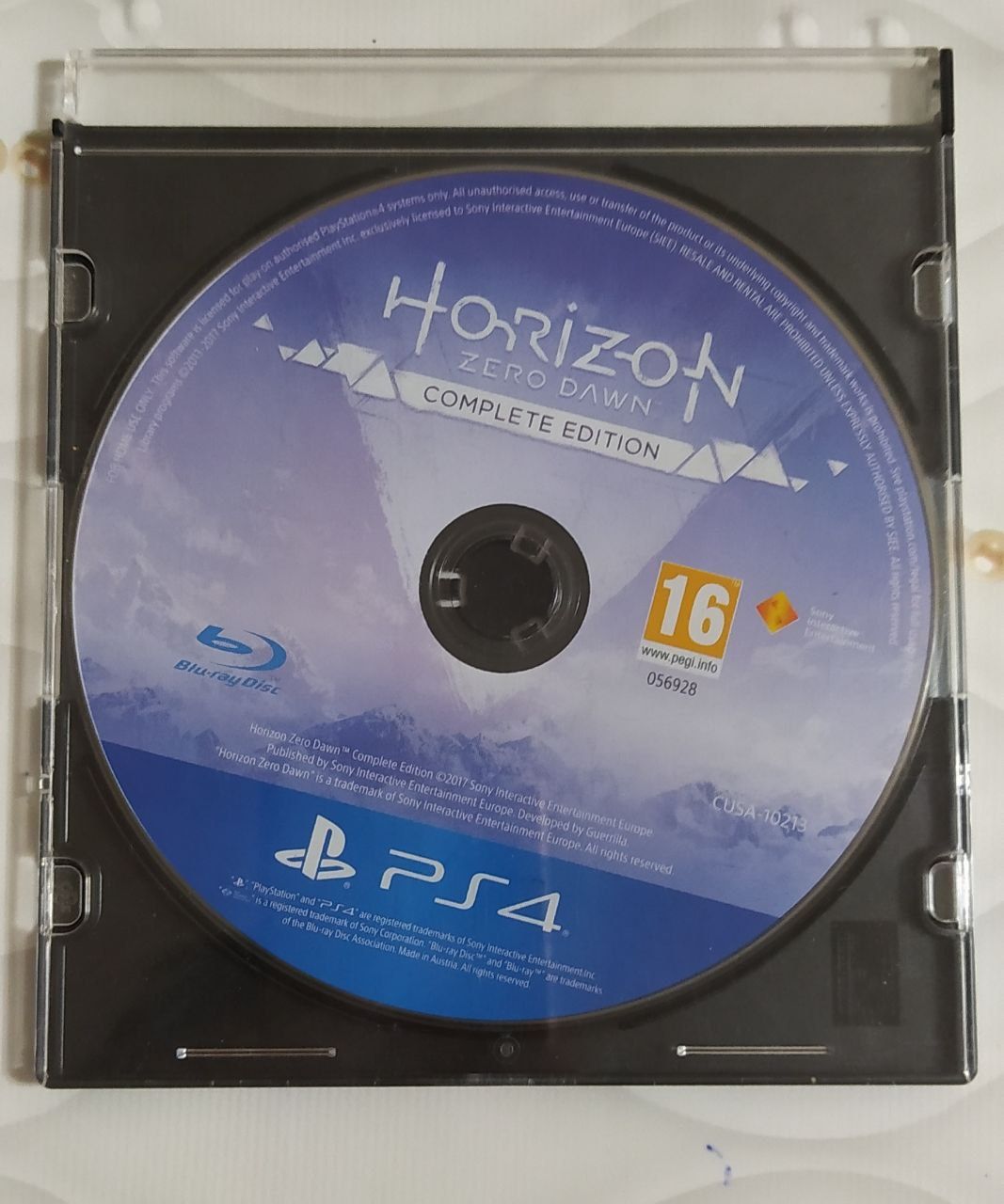Игра Horizon Zero Dawn Complete Edition PS4