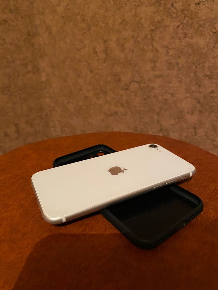 Iphone Se 2021год