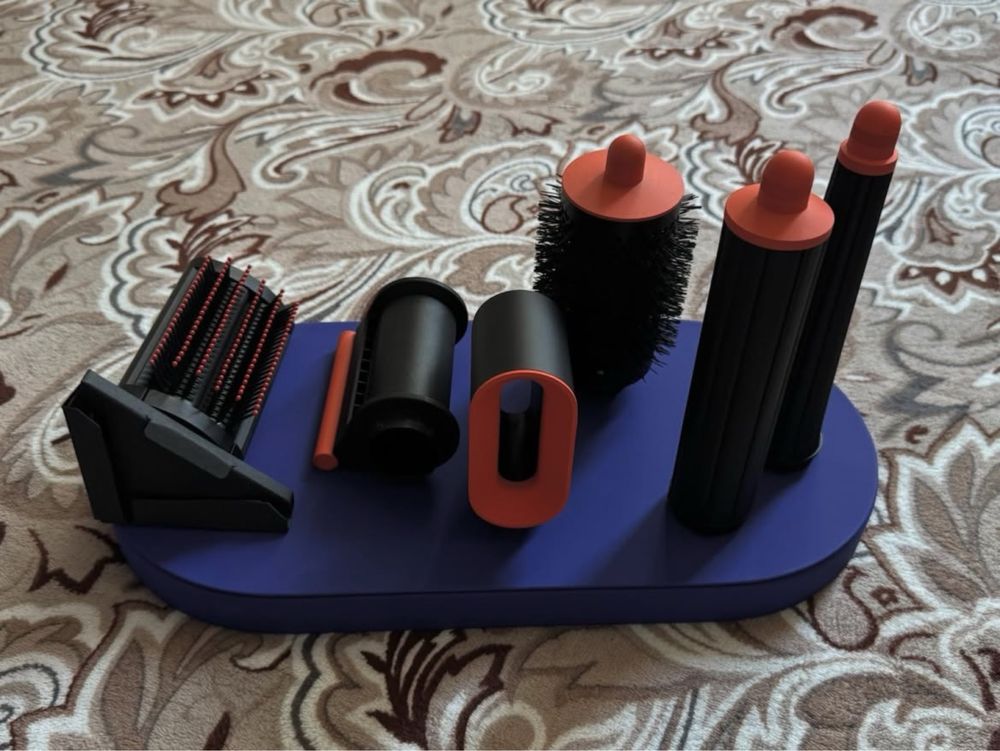 Dyson фен стайлер