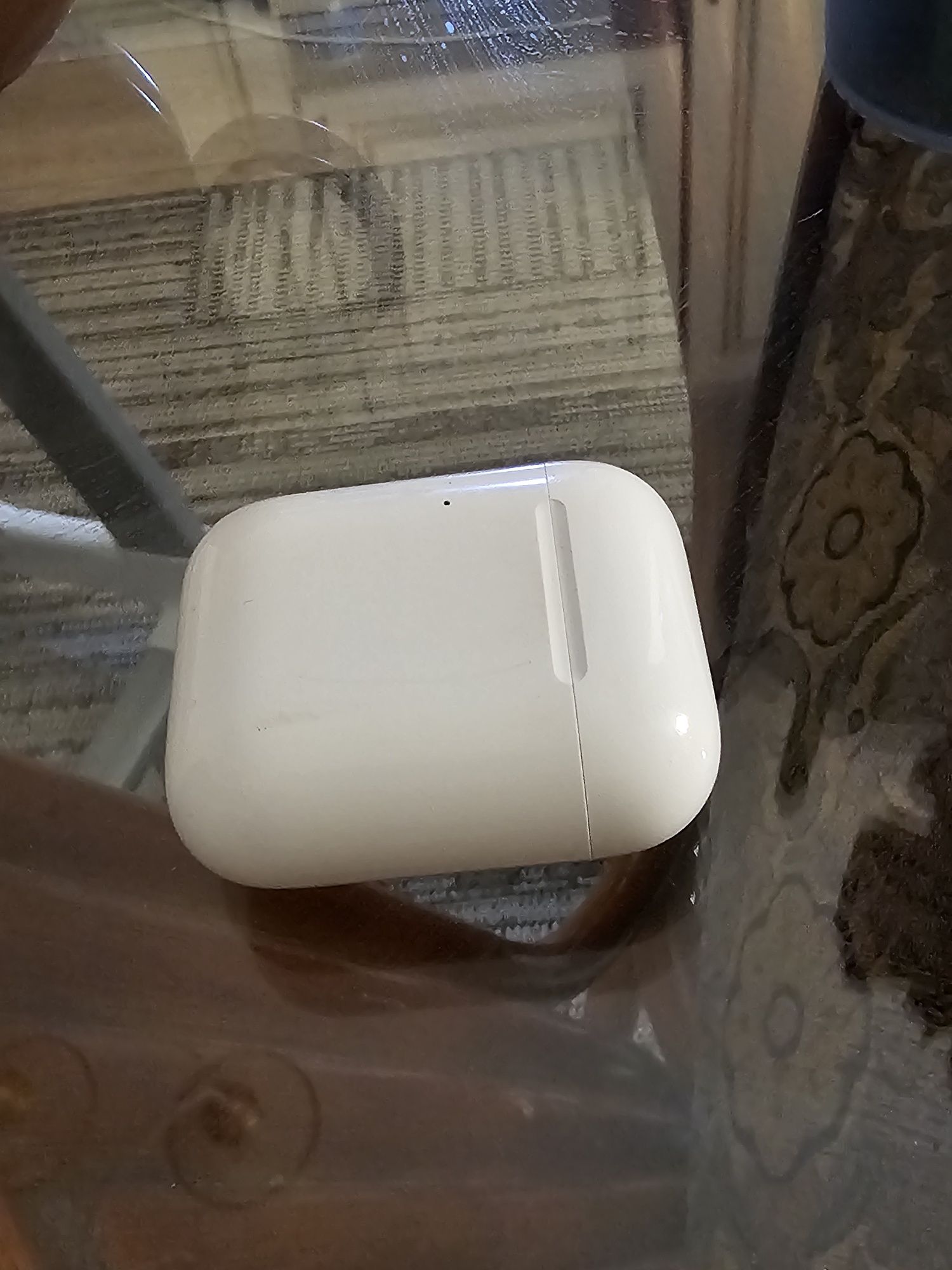 Aipods первого поколения
