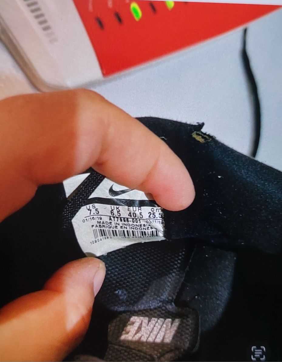 Сороконожки Nike оригинал