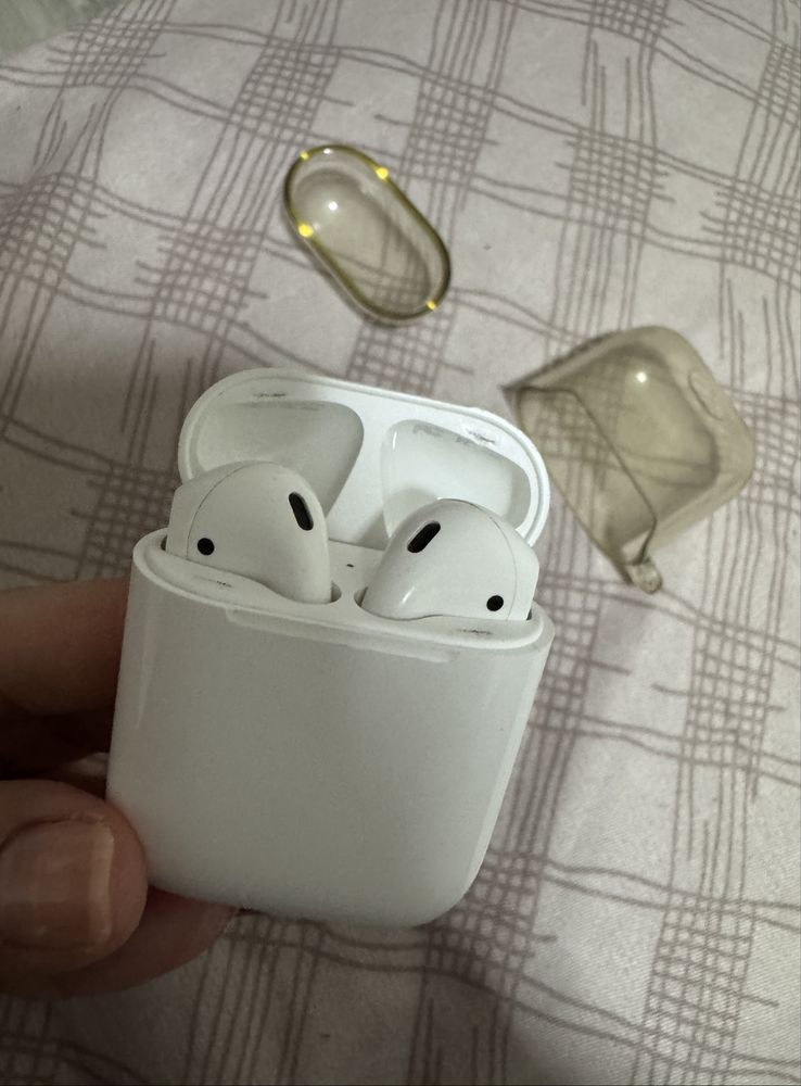 Airpods оригинал срочно