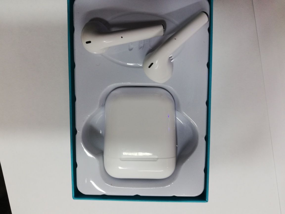 Наушники airpods