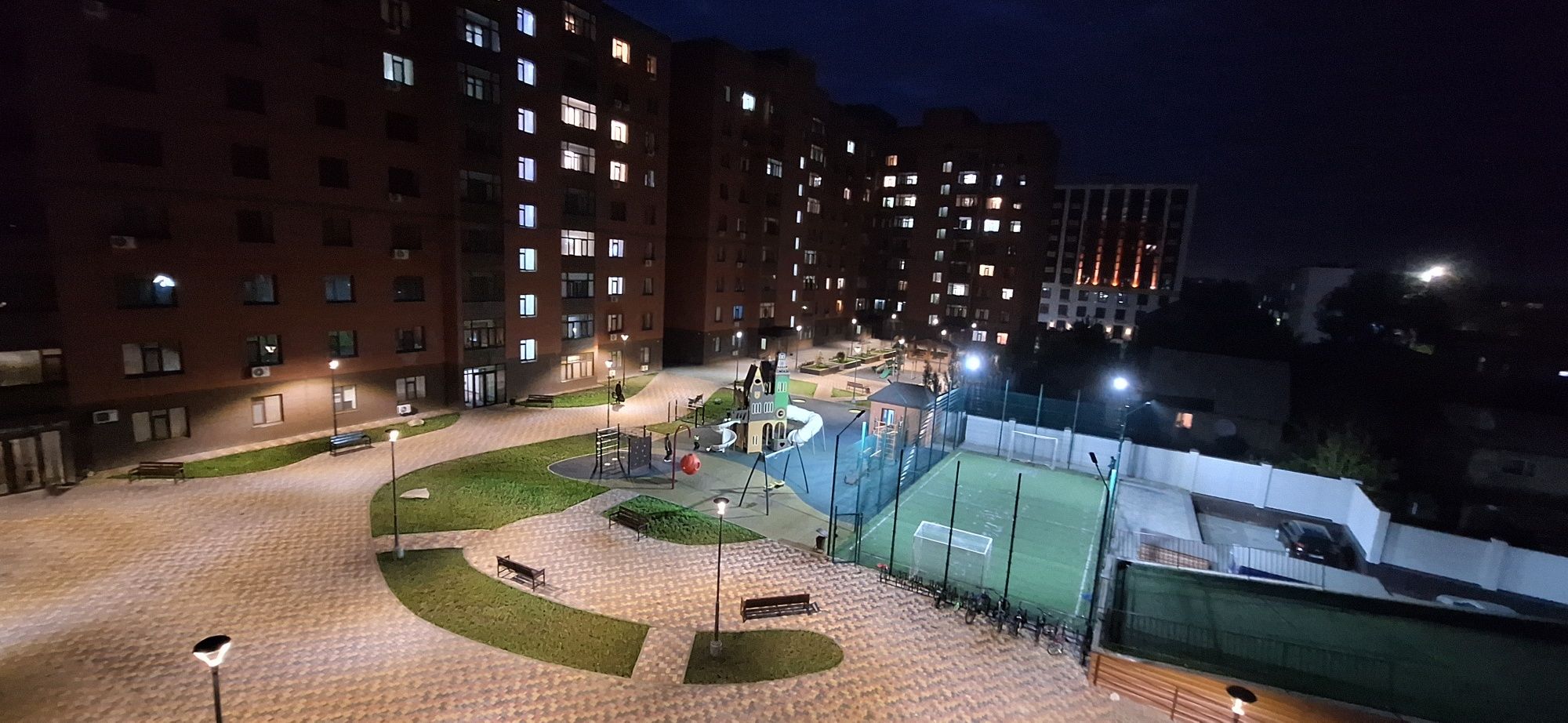 Продам 3комн с паркингом и кладовкой ЖК Алаш