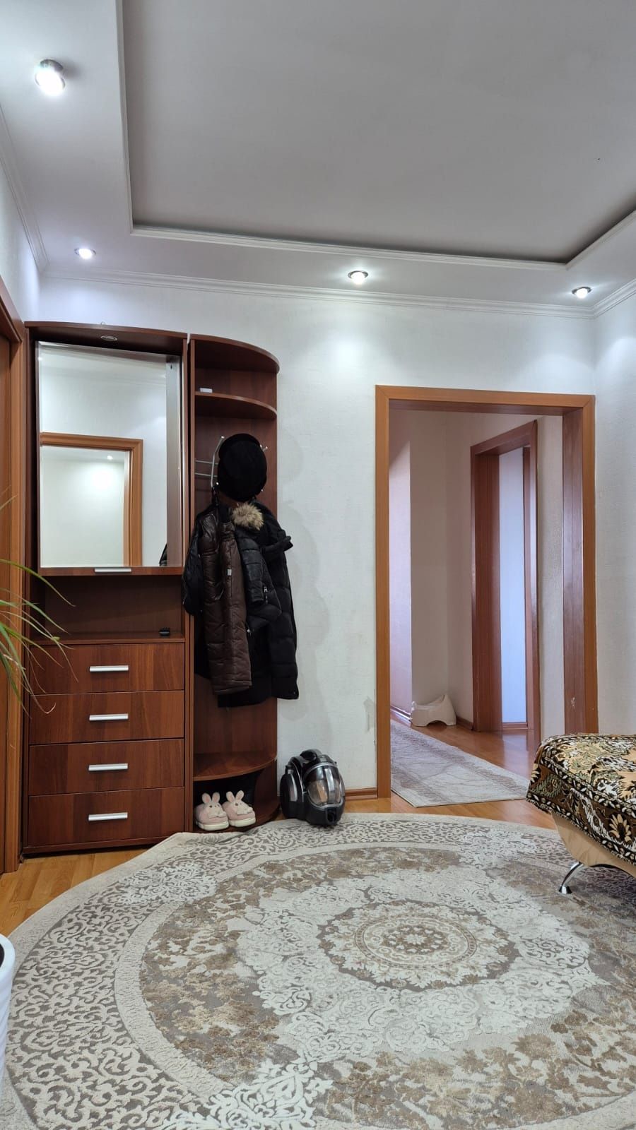 3 бөлмелі пәтер сатылады