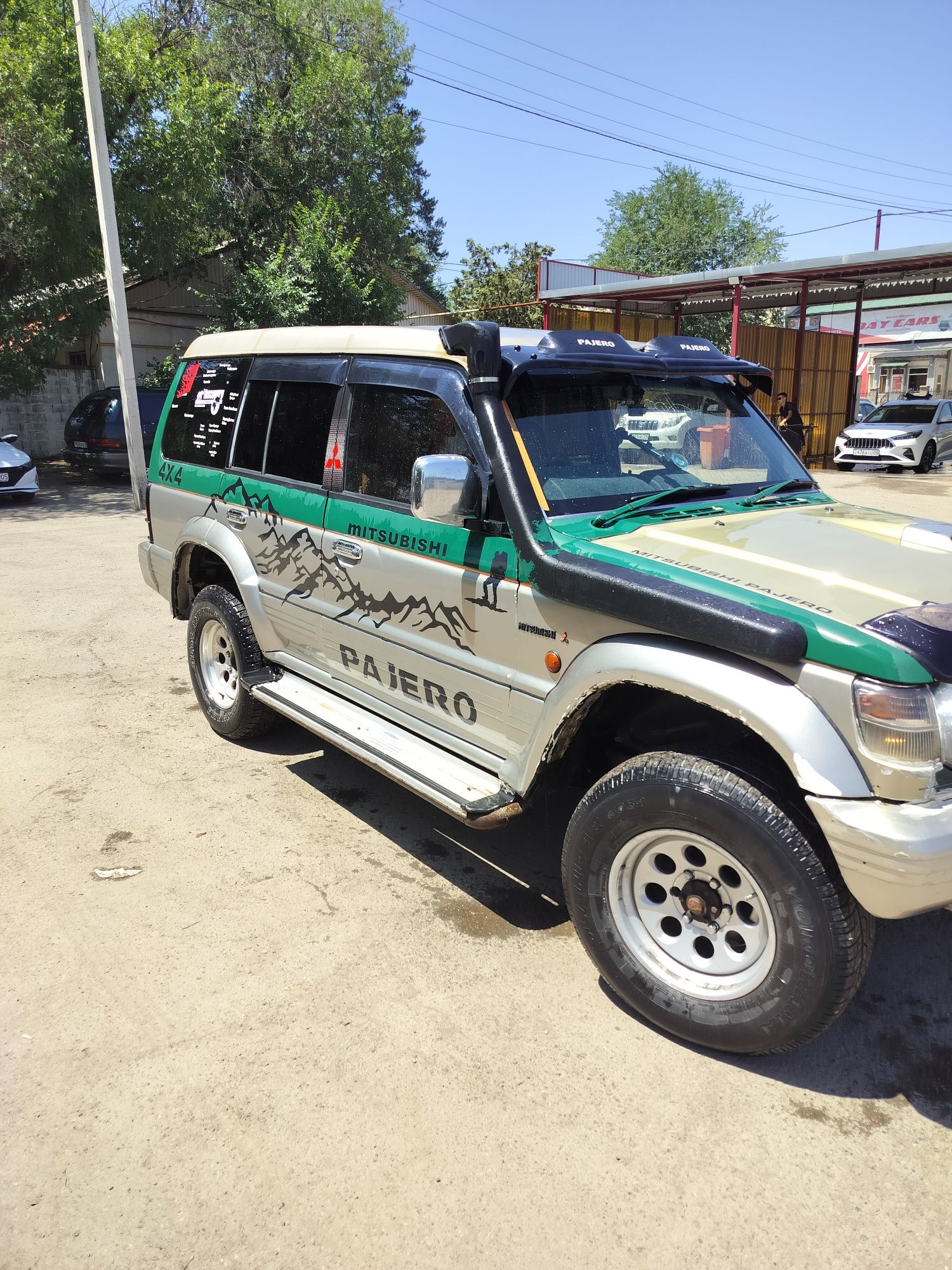 Продам Pajero 2 (3л бензин)