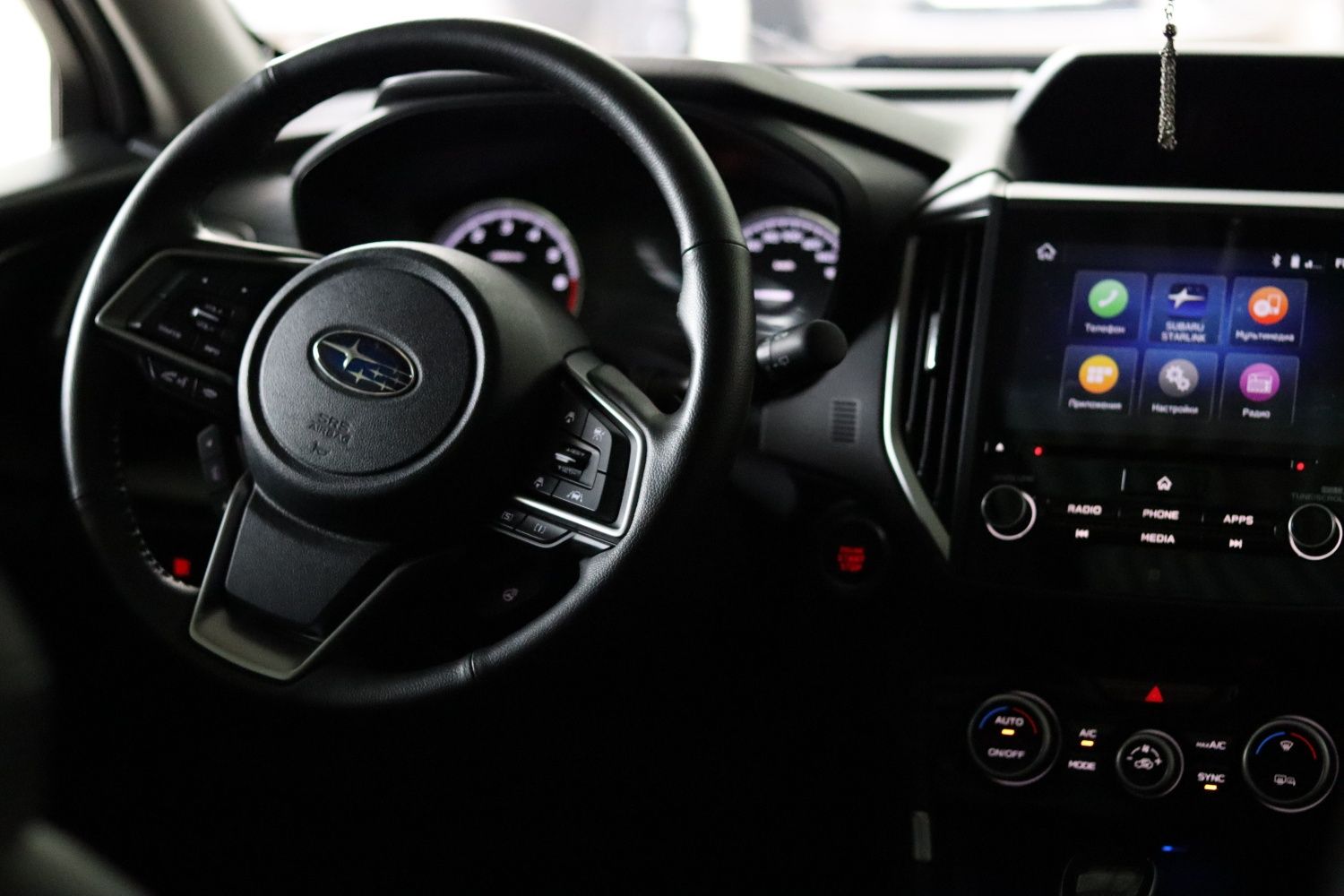 Продам subaru forester 2020