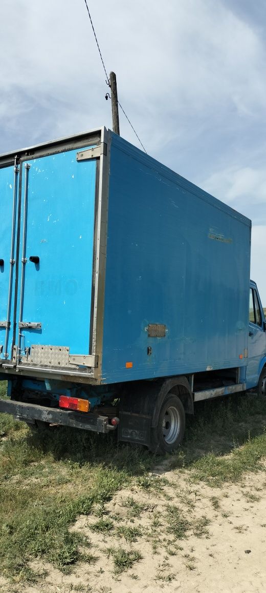 Продам будку рефрижератор в хорошем состоянии