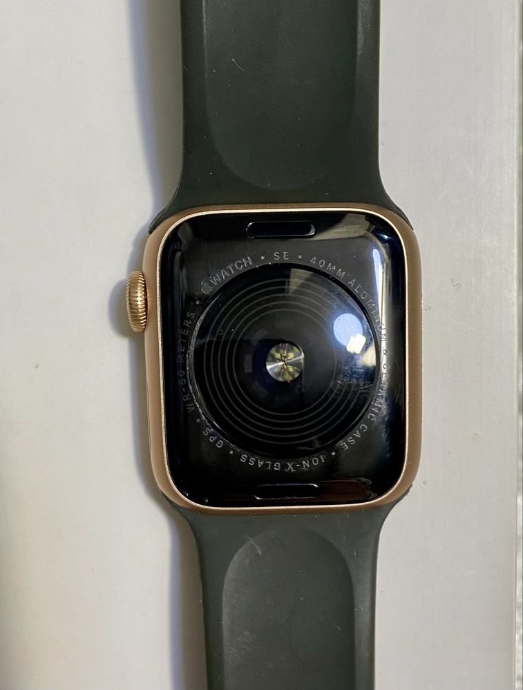 Apple watch SE 40 mm на запчасти