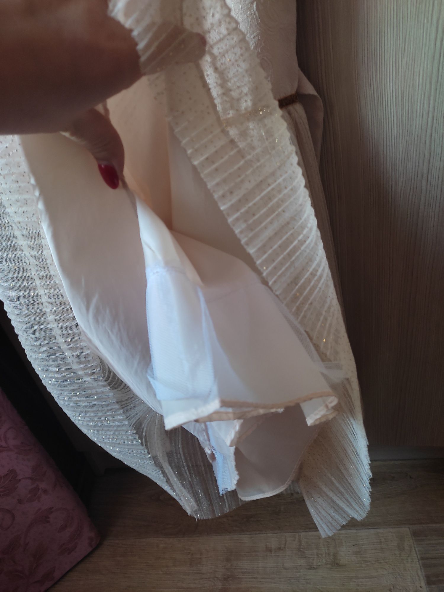 Продаю платье на девочку