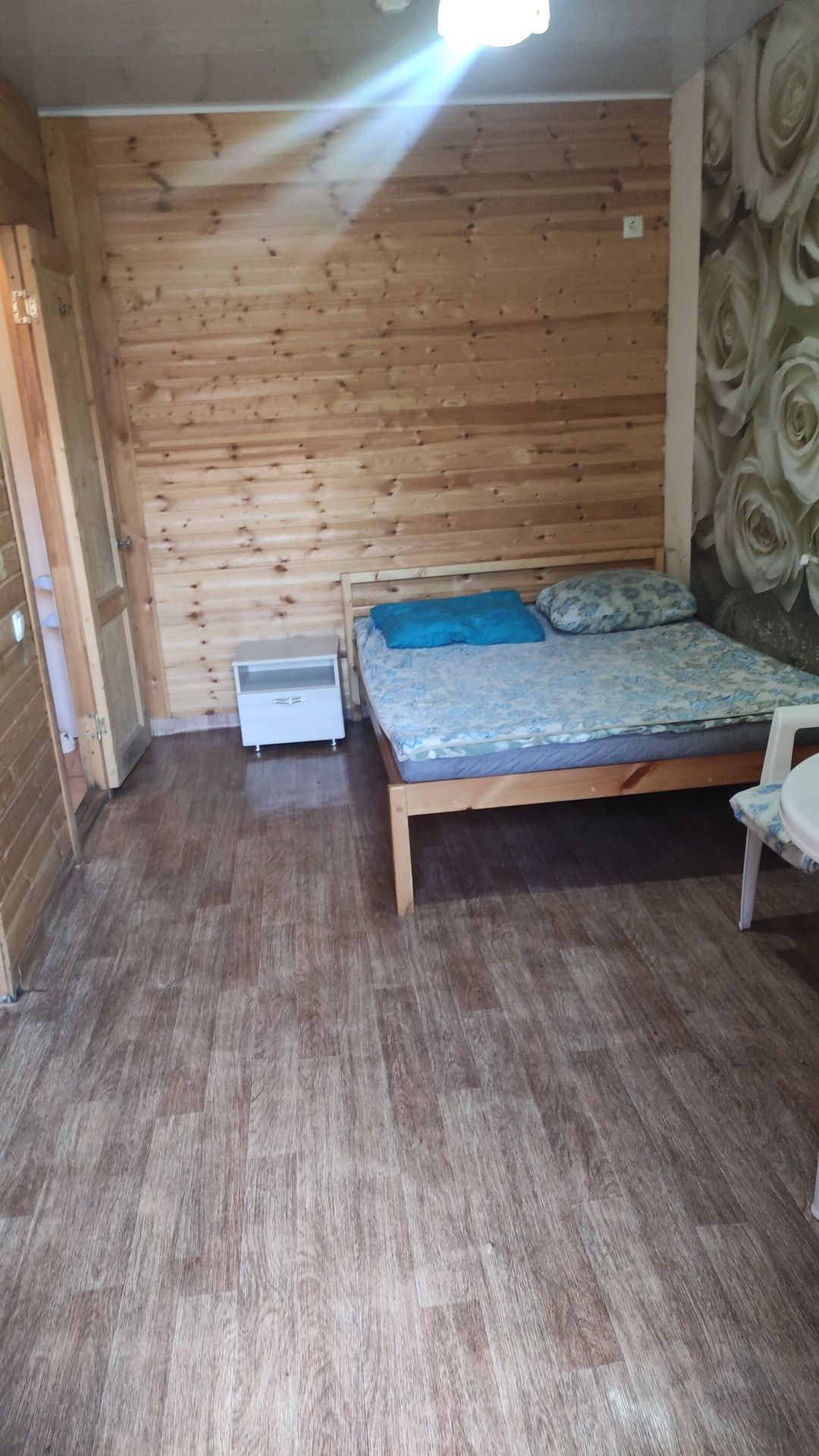 Домики на берегу озера в Боровом