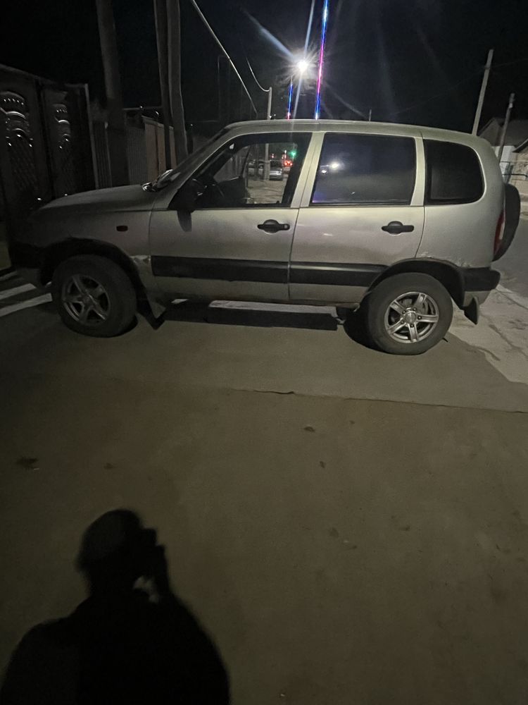 Chevrolet Niva 2005 года