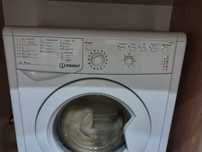 Продам стиральную машину indesit 4 кг