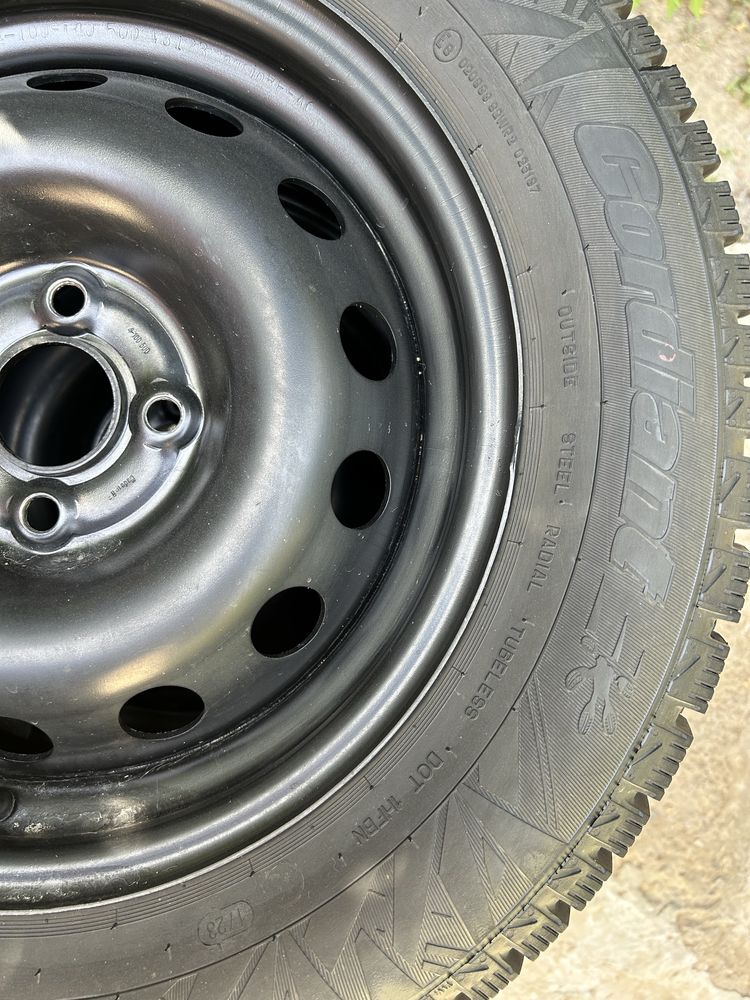 Зимние балоны с дисками Cordiant  195/65 R15
