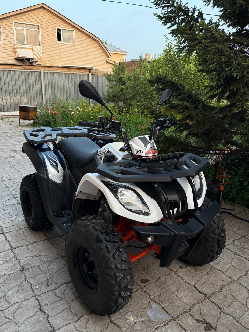 Продам квадроцикл kayo au 200