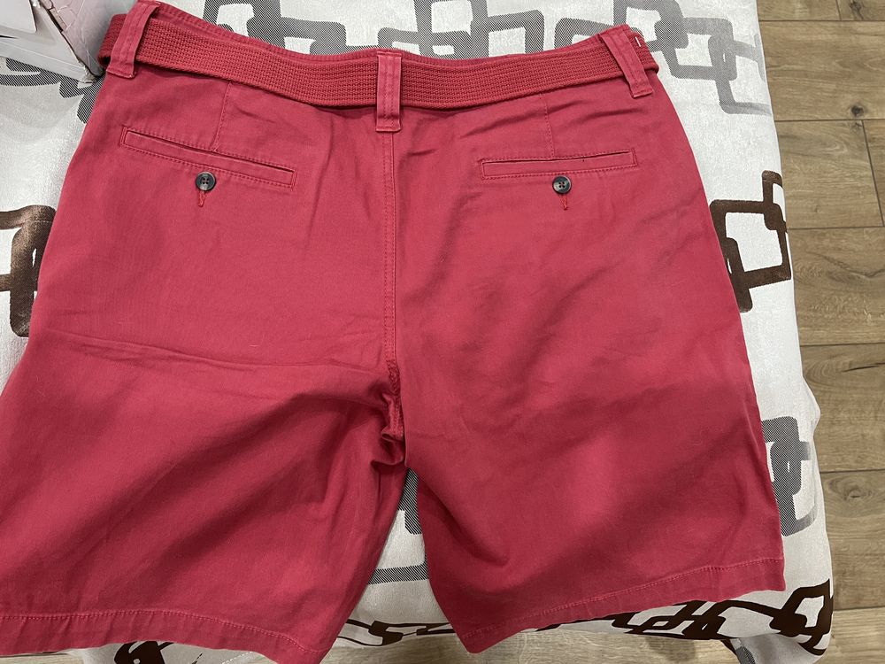 Шорты новые Mossimo