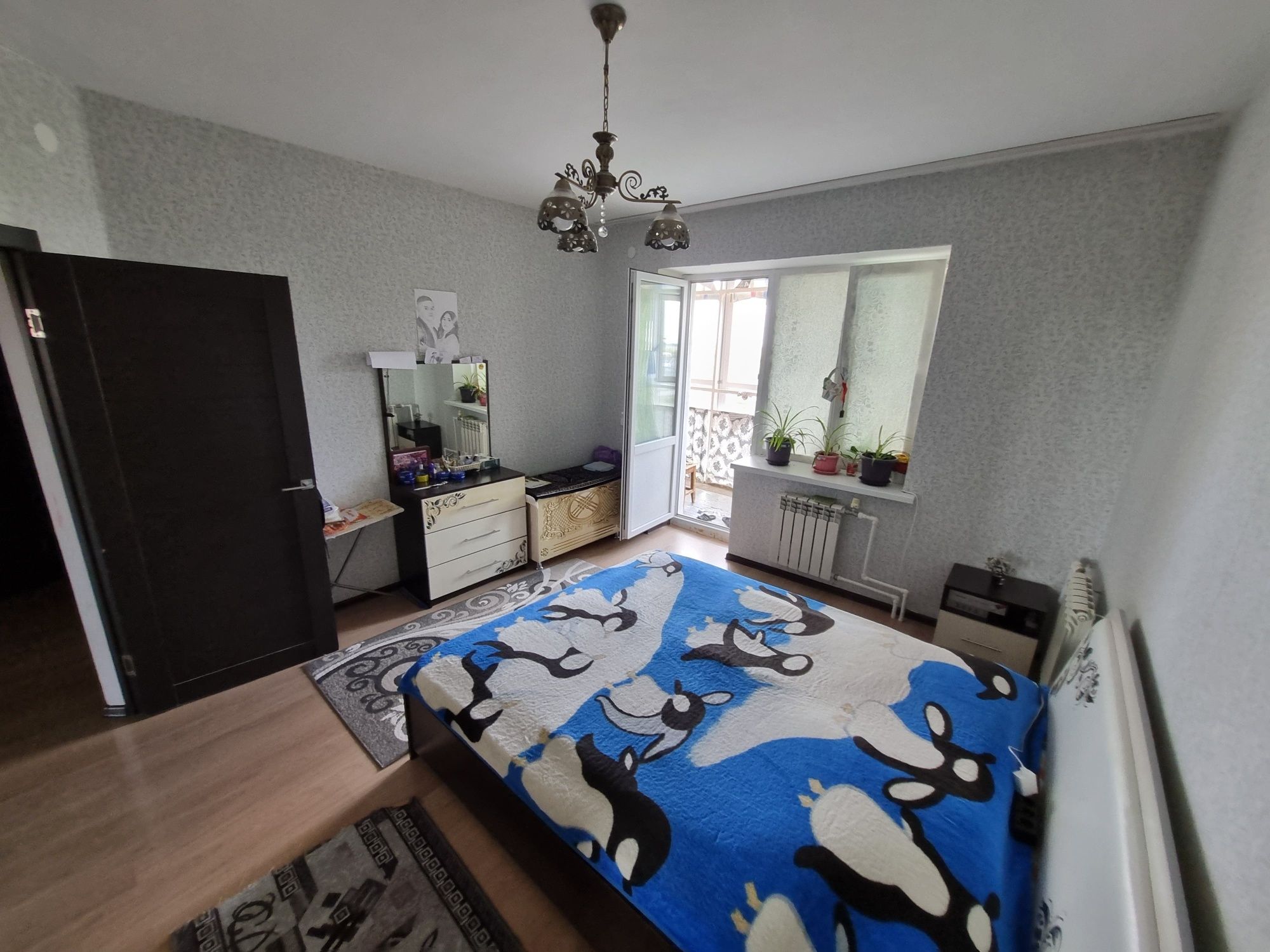 Продаётся 3-х. Комнатная квартира в 10-мик. в 25-м. Доме.