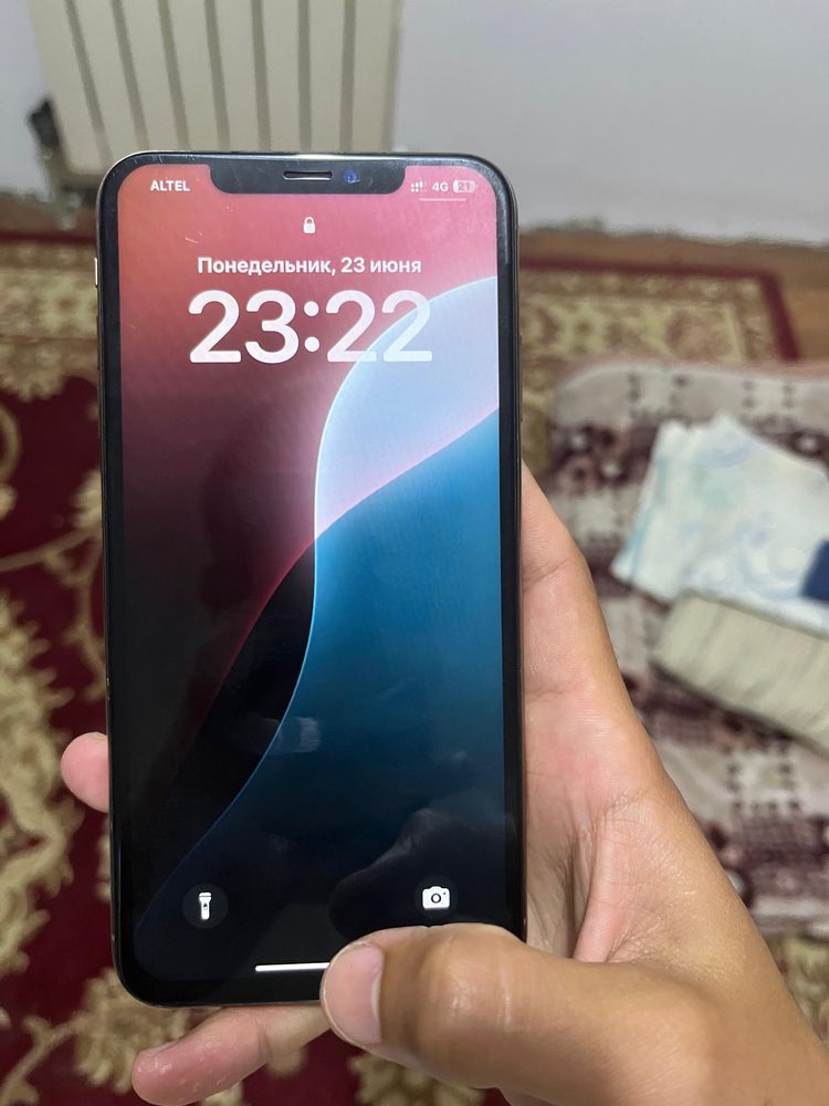 Iphone xs max Сатылады
