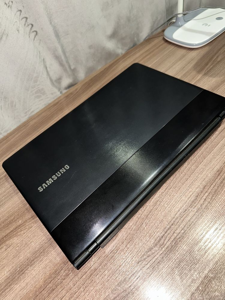 Продам ноутбук Samsung