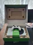 Игровая консоль Xbox series S.