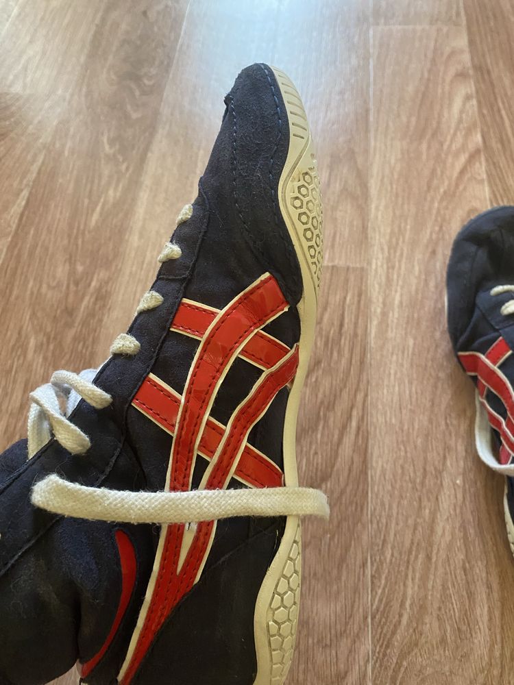 Борцовки asics тайгеры