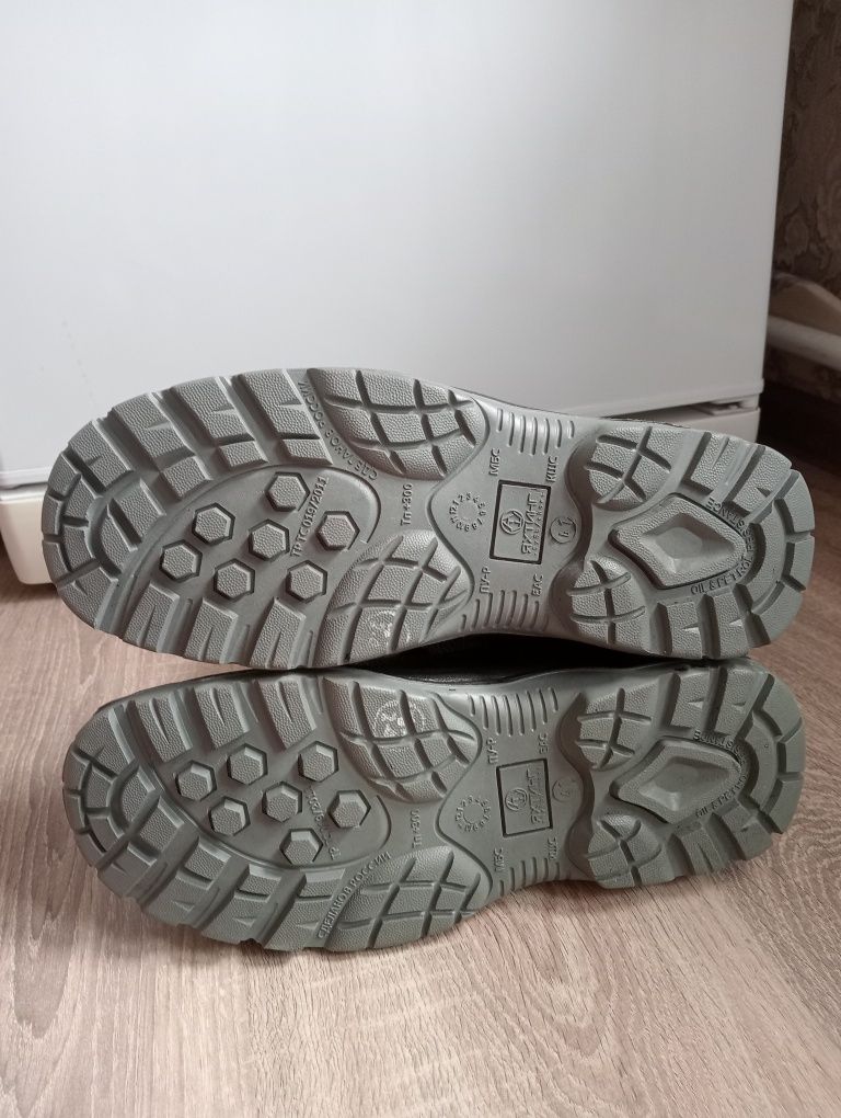 Продам сапоги керзовые новые