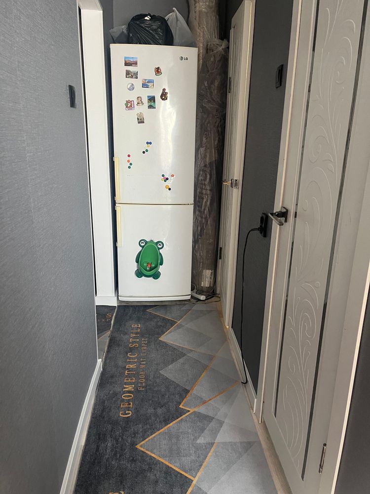 Продам квартиру 11 мкр
