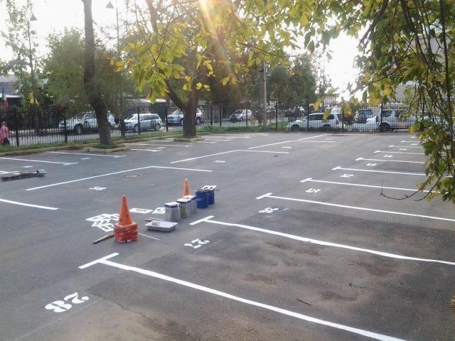 Разметка дорог и парковок