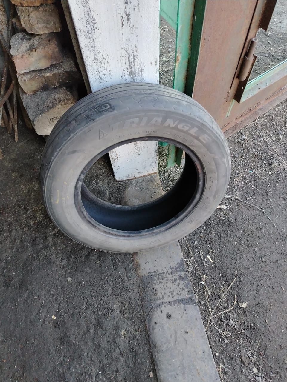 Продаю       шины