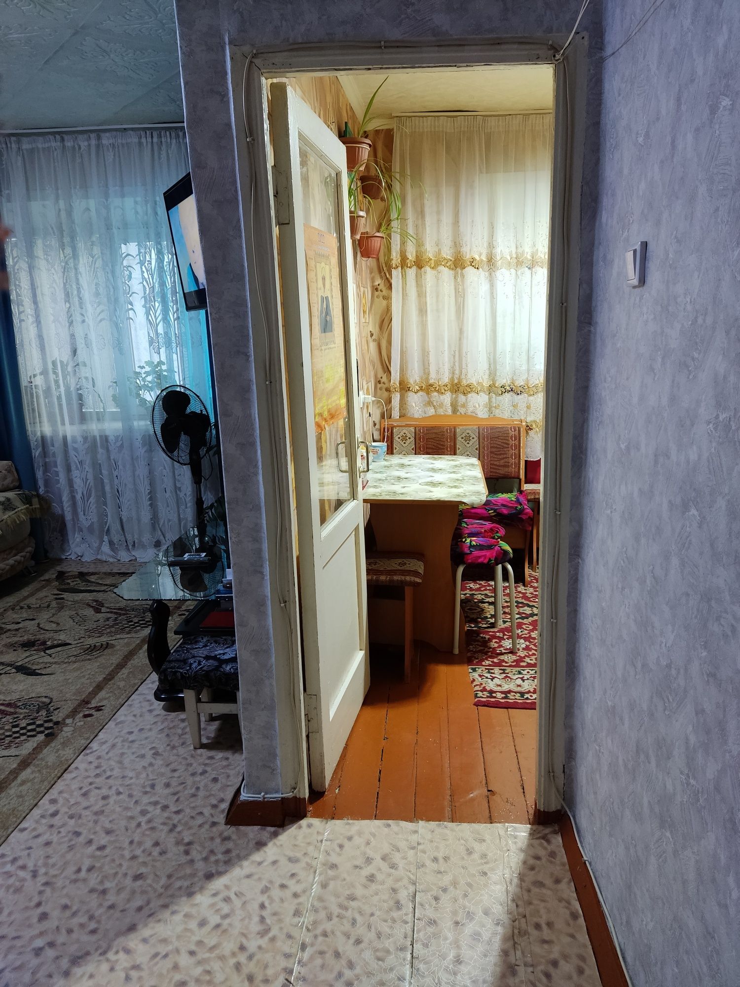 Продам однокомнатную квартиру в центре