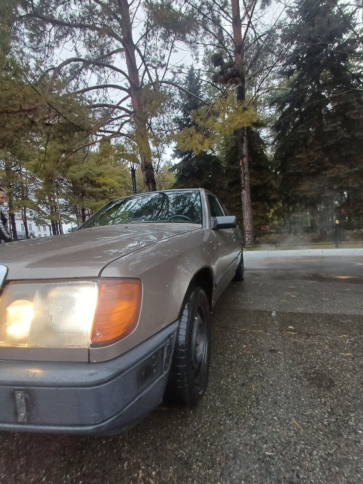 Mercedes Benz w124