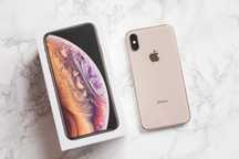 iPhone Xs gold 64 gb