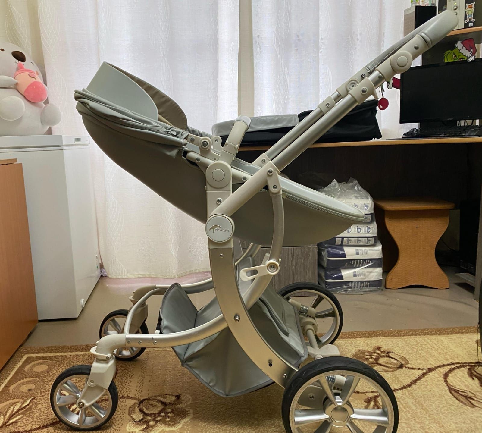 Продам коляску за 40тыс. Торг уместен