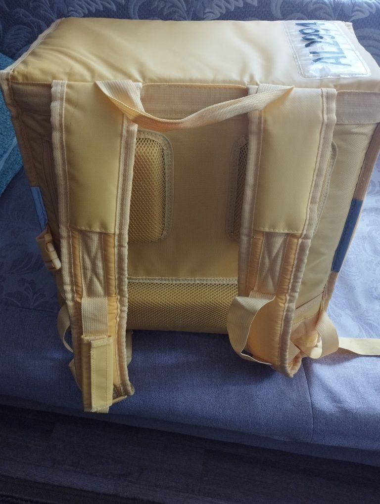 Продам курьерскую сумку Яндекс