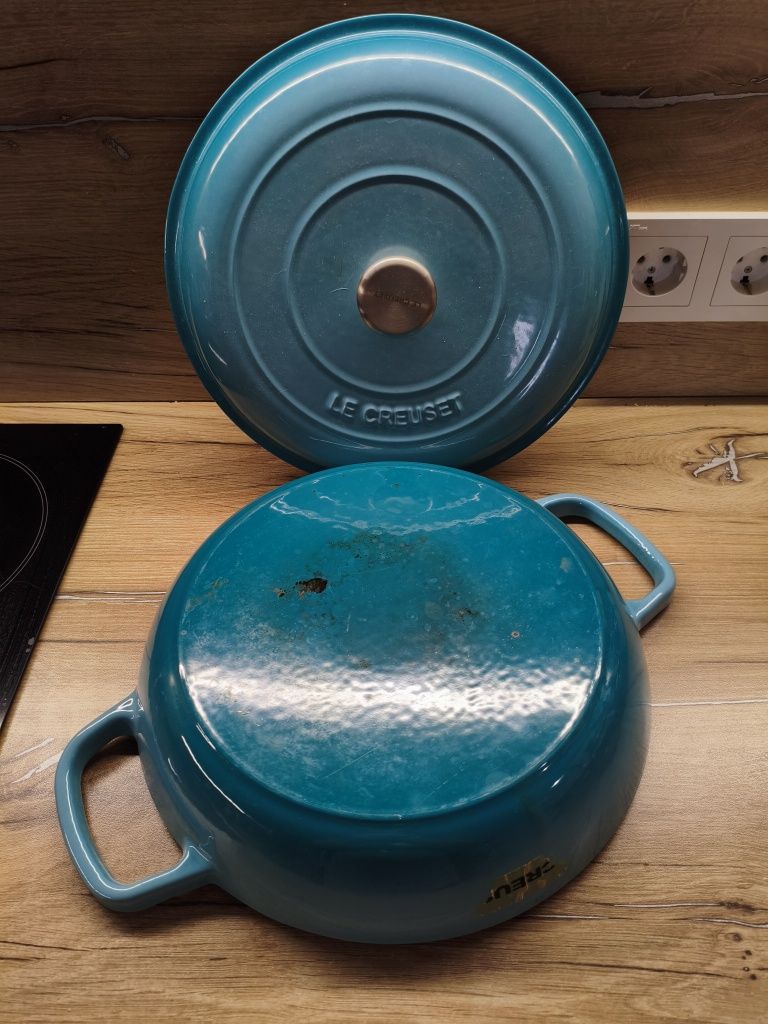 Чугунная кастрюля Le Creuset 26 см, голубая, Франция
