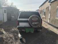 Nissan Terrano 1