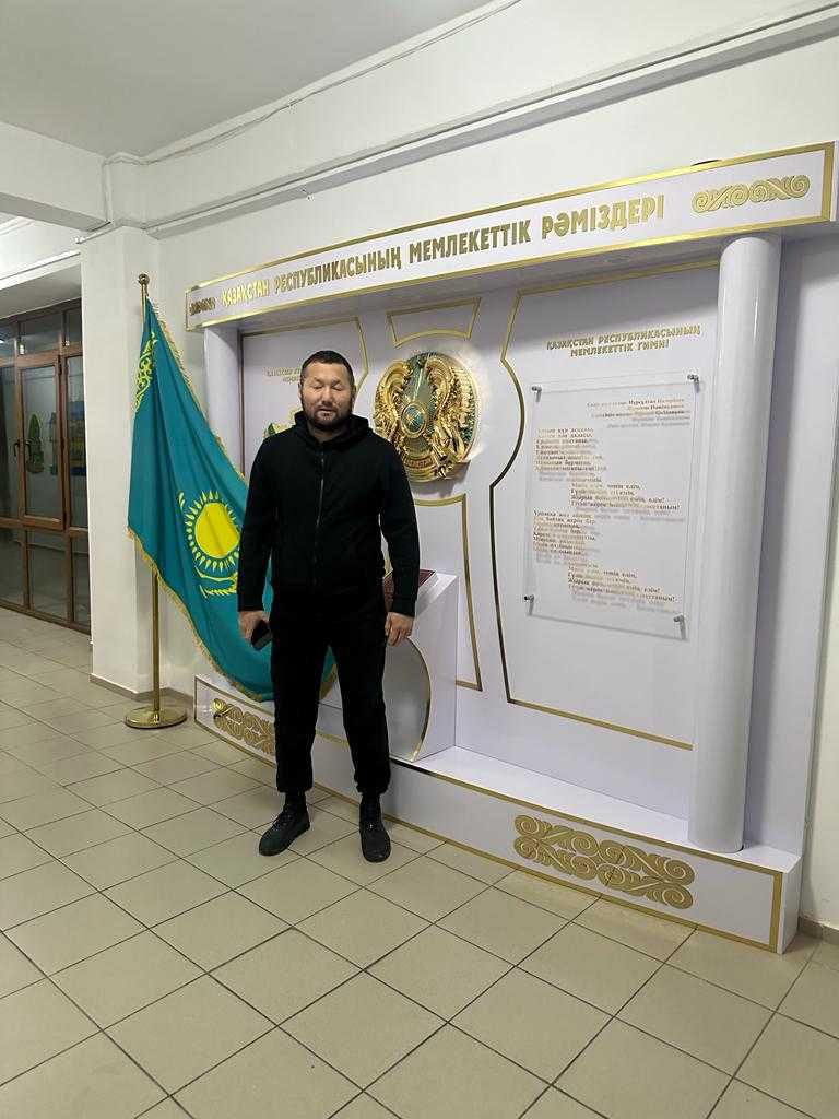 Рәміздер, Рамиздер Стенды государственной символики