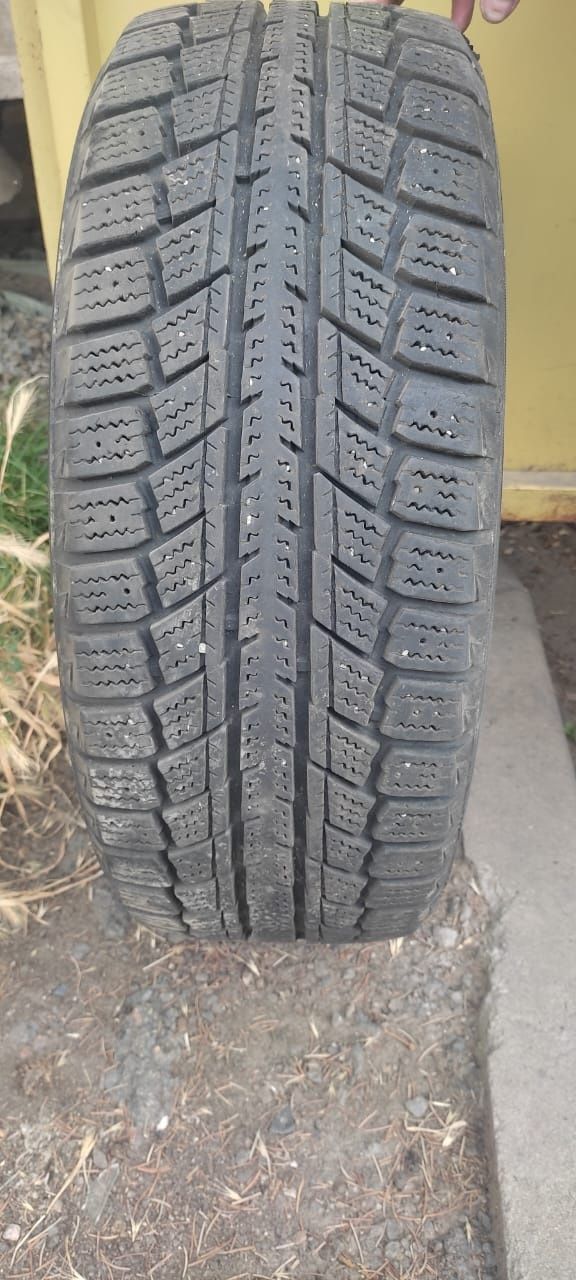 Зимние шины Headway 205/55/16