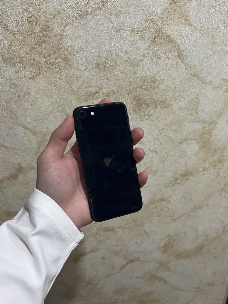 Iphone SE 2022 3 поколение
