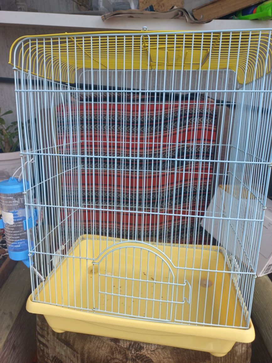 Продам клетку для животных.