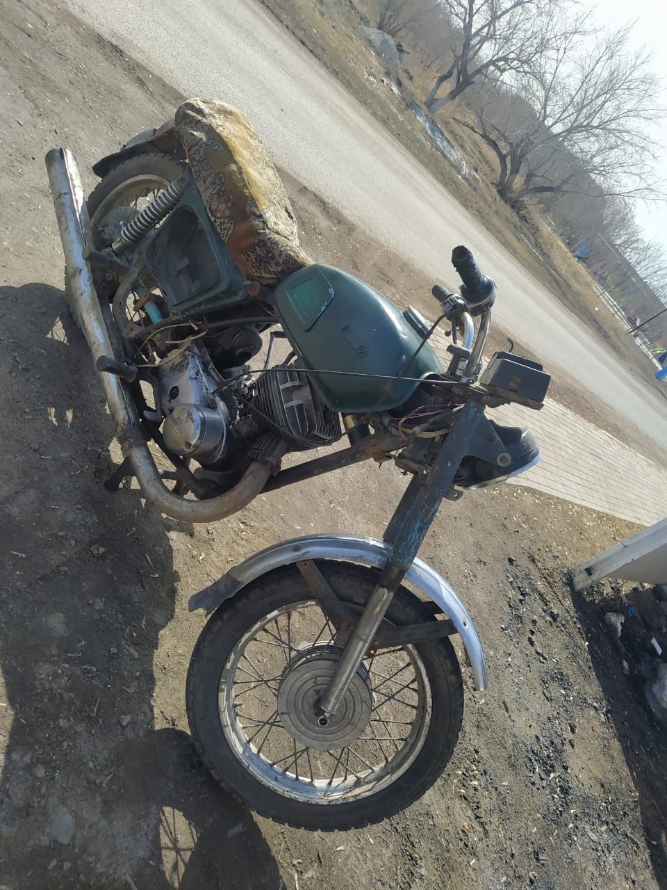Продам Иж планета 4