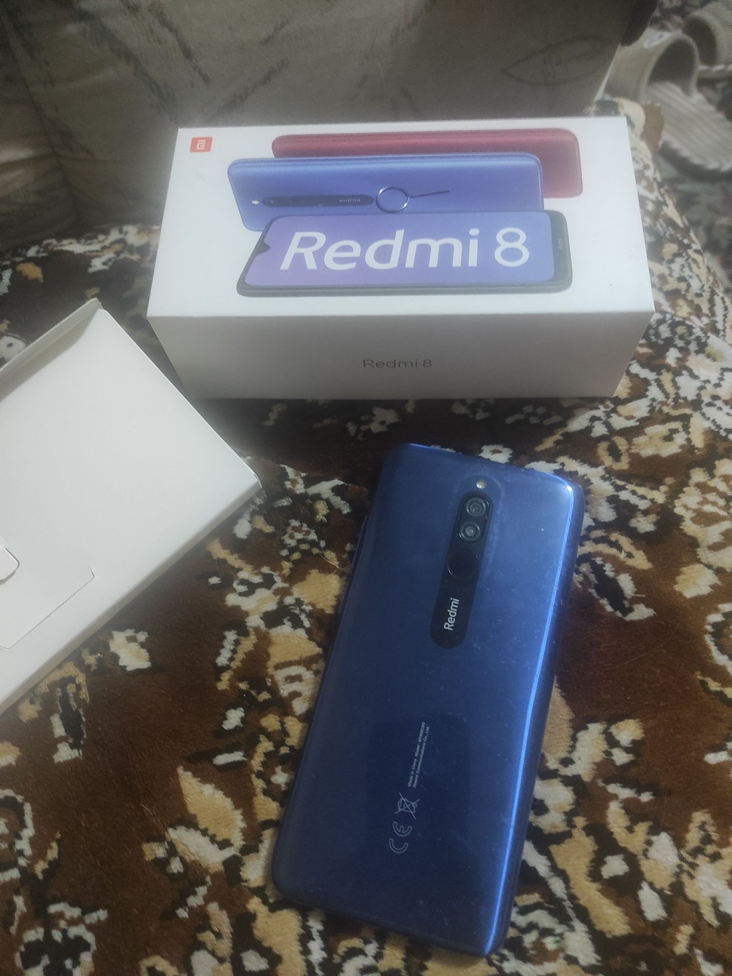 Продам redmi 8 на запчасти