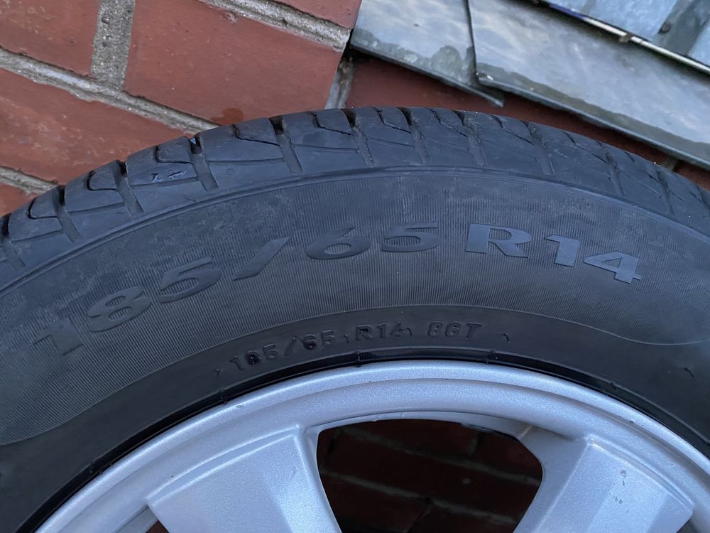 Шины 185/65R14 с дисками