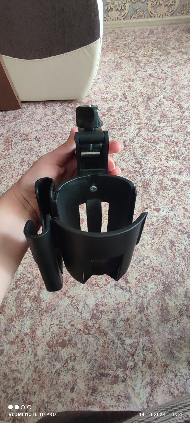 Продам подстаканник для коляски