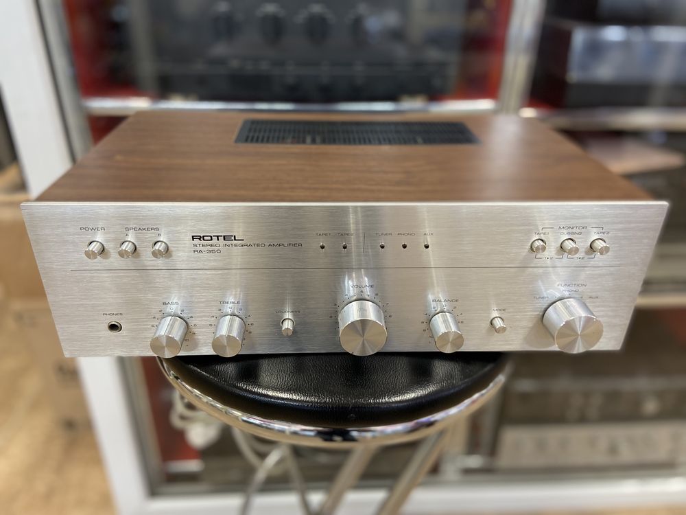 Усилитель Rotel RA350 и Эквалайзер Rotel RE700 Hi-Fi