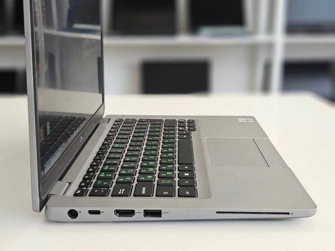 Компактный Сенсорный ноутбук Dell - 13.3/Core i5-10210U/16ГБ/512ГБ