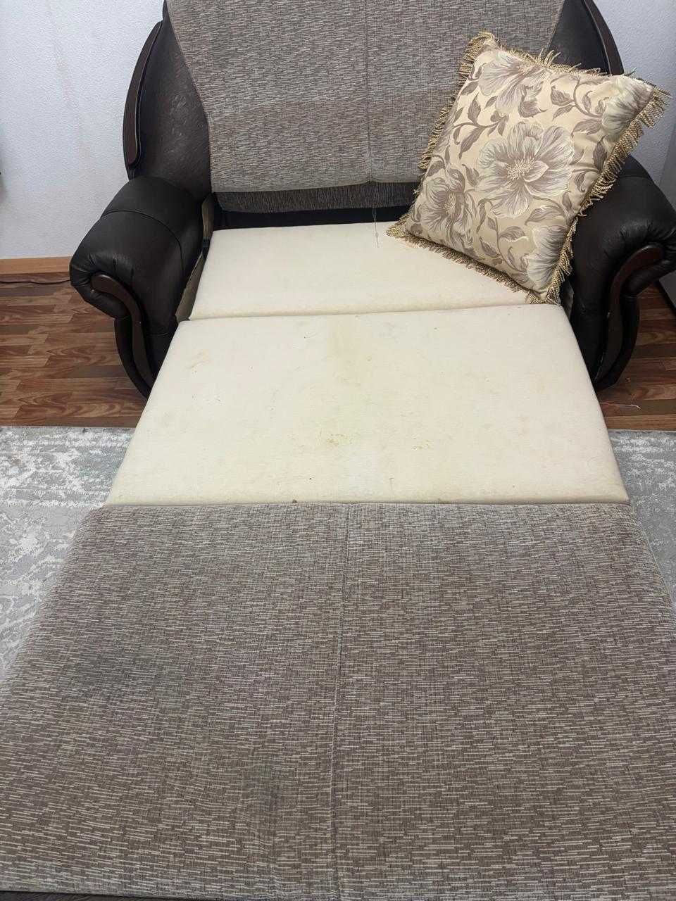 Продам диван белорусский